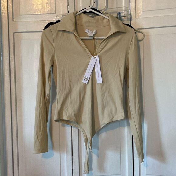 NWT House of Harlow ribbed body suit with collar - Size M - Picture 1 of 8